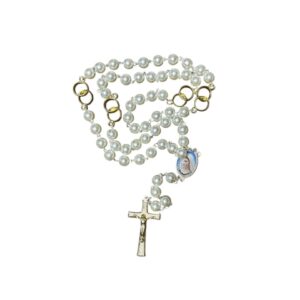 Krunica Međugorje, biserna s križem u zlatnoj boji